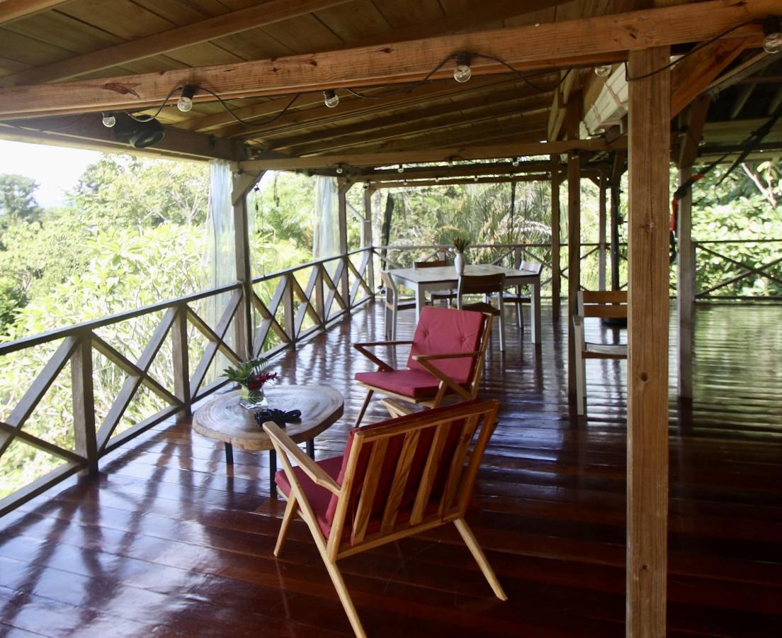 Eden Jungle Lodge ボカス・タウン エクステリア 写真