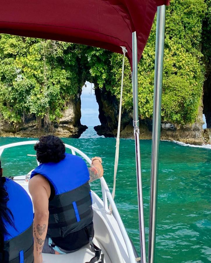 Eden Jungle Lodge ボカス・タウン エクステリア 写真