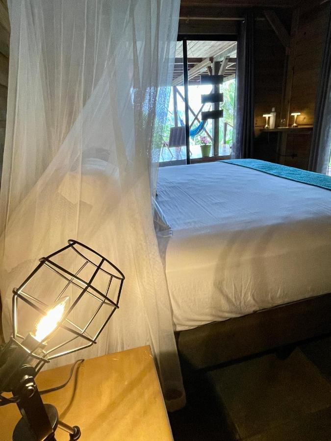 Eden Jungle Lodge ボカス・タウン エクステリア 写真